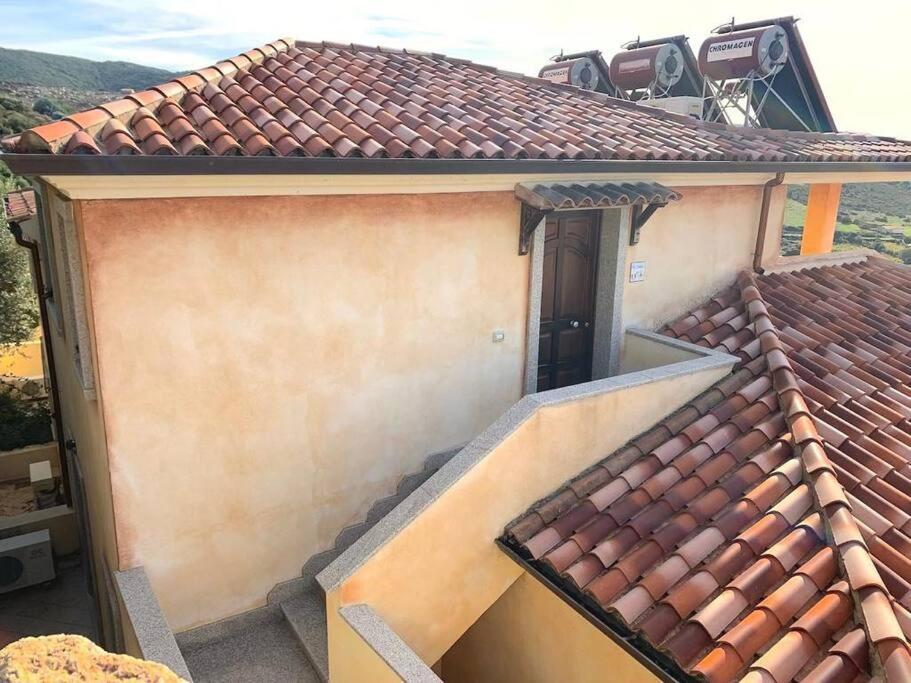 Casa Smeralda - Piscina E Vista Sul Mare! Trinità dʼAgultu Esterno foto